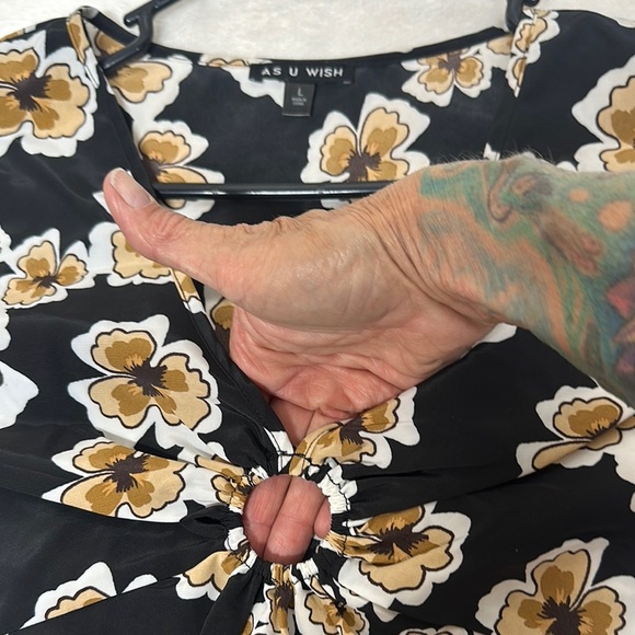 As U Wish Black and Gold Floral Mini Dress - Picture 9 of 9